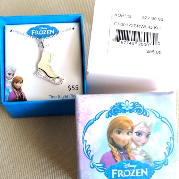 DISNEY FROZEN AUSTRIAN CRYSTAL ICE SKATE PENDENT - Picture 4 of 8